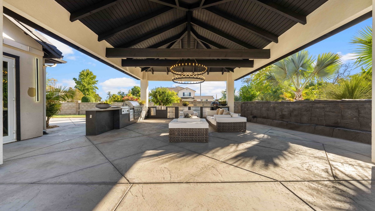 Photo of Patio Balcony in Estates at Canyon Crest