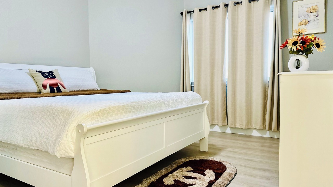 Photo of Bedroom in Spring Valley