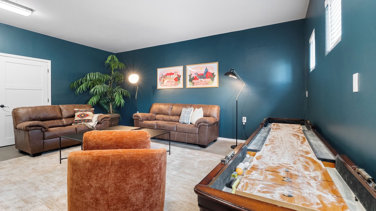 Photo of Livingroom in Oak Creek