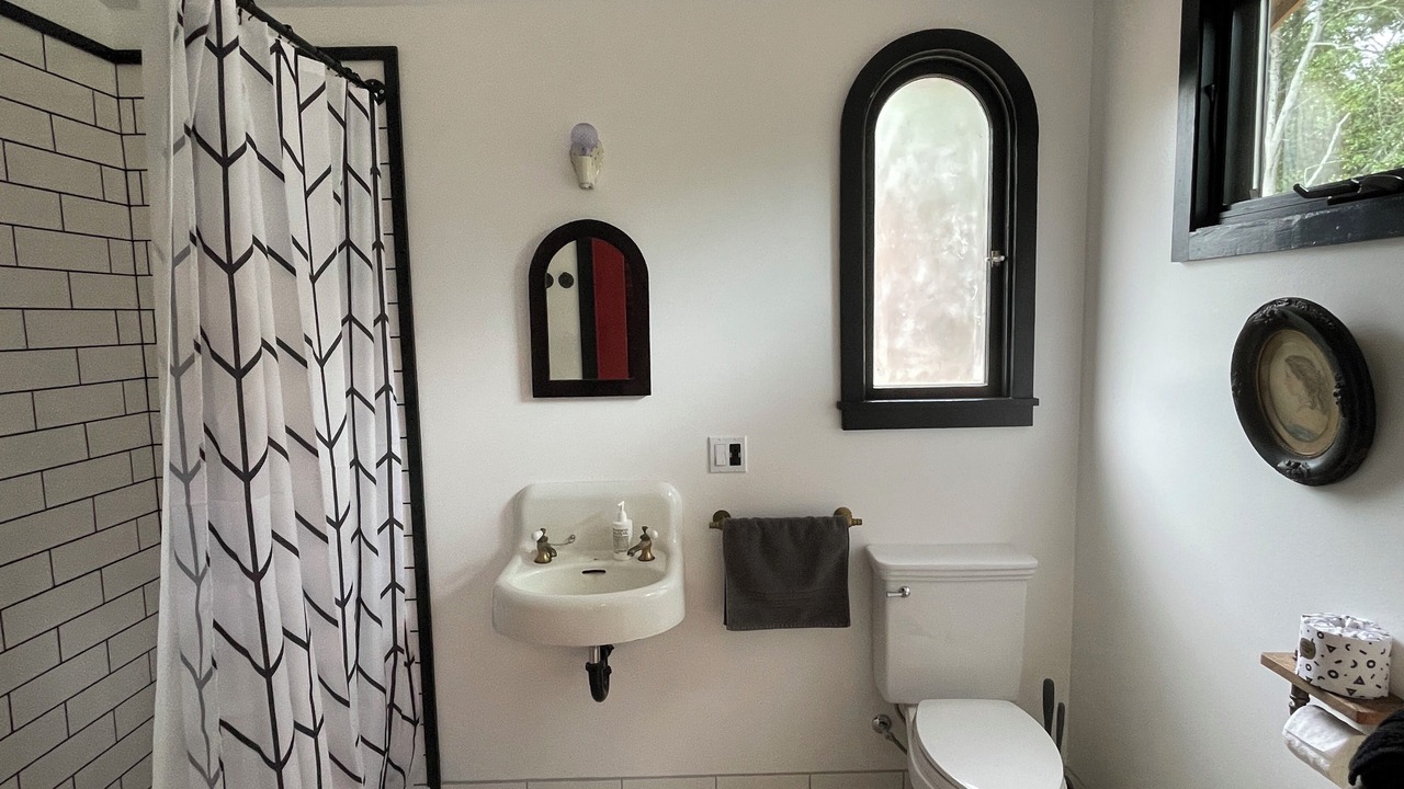 Photo of Bathroom in Anderson Valley
