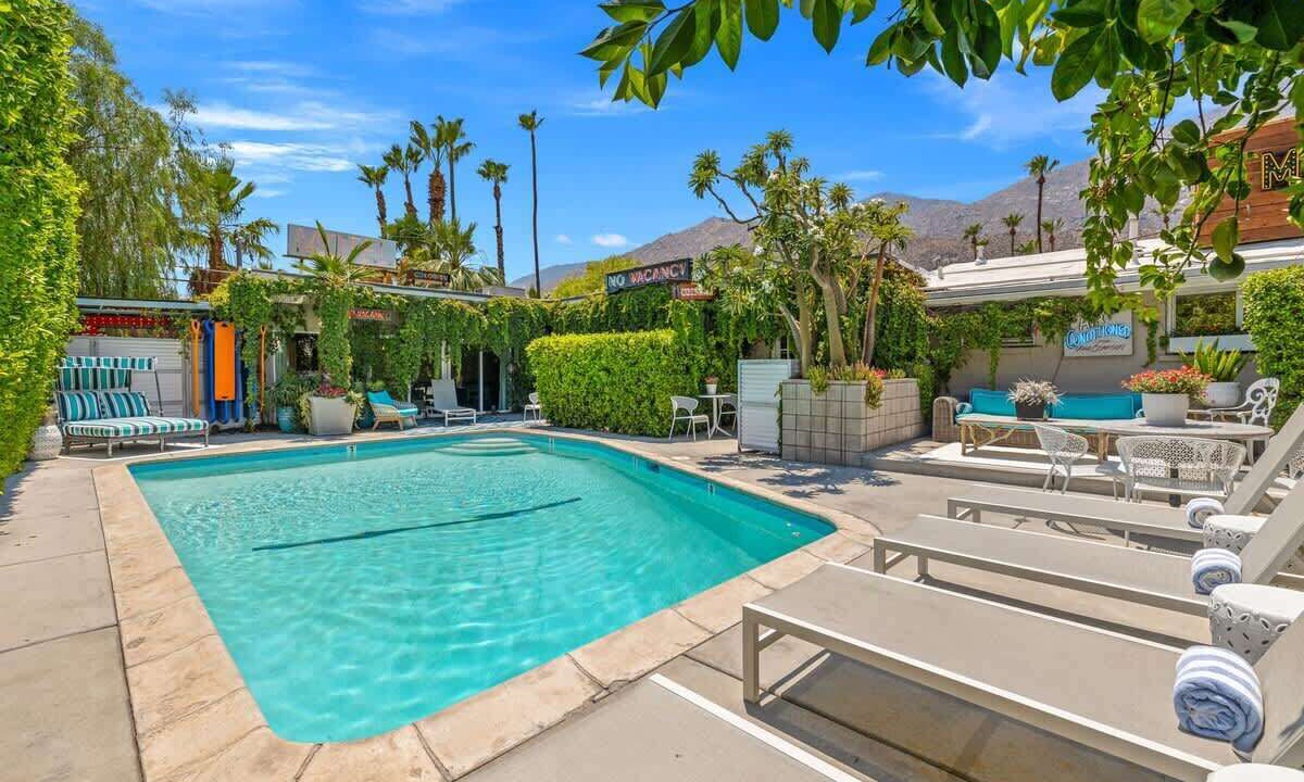 Photo of Outdoor in Tahquitz River Estates