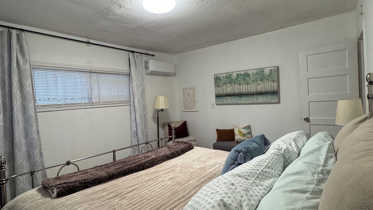 Photo of Bedroom in Upper Lake