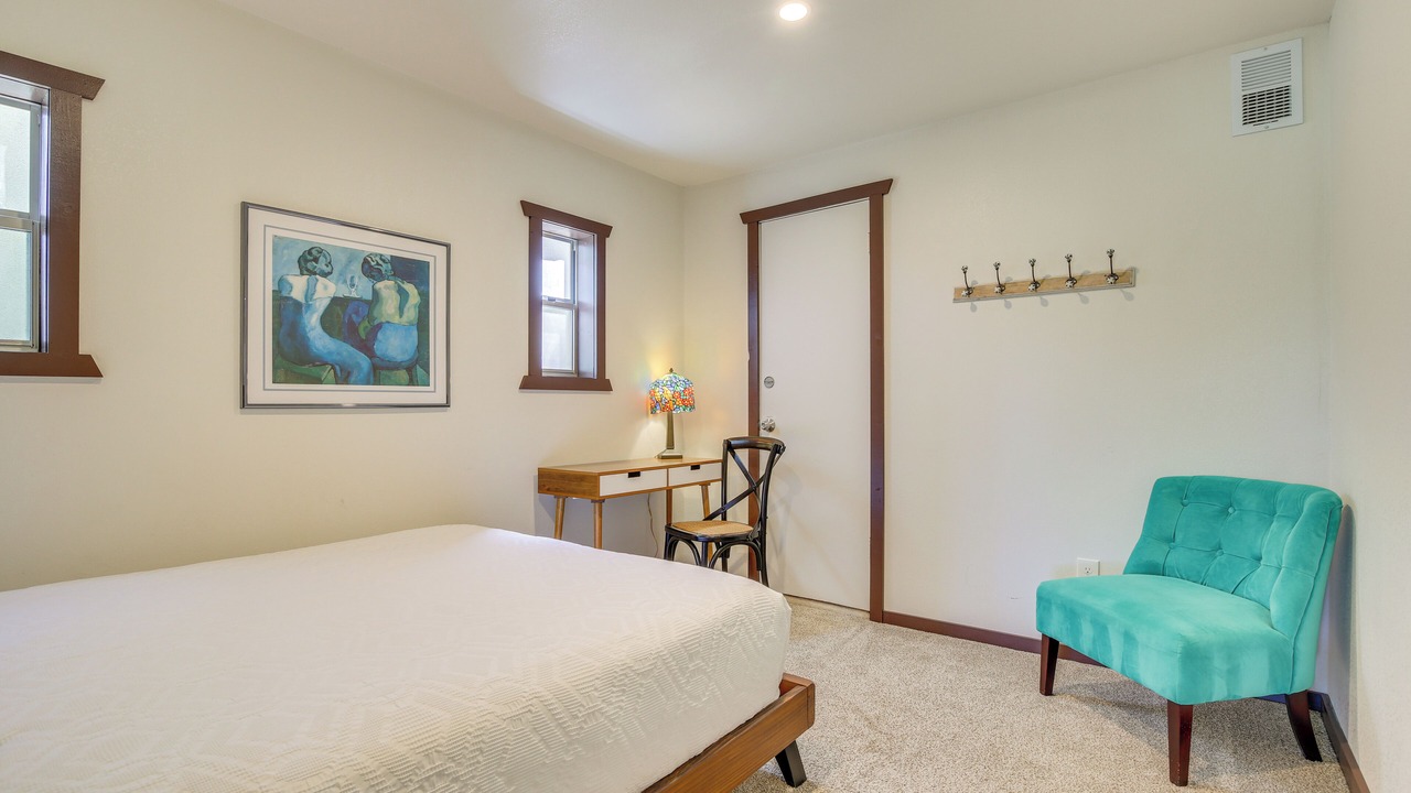 Photo of Bedroom in Blue Jay