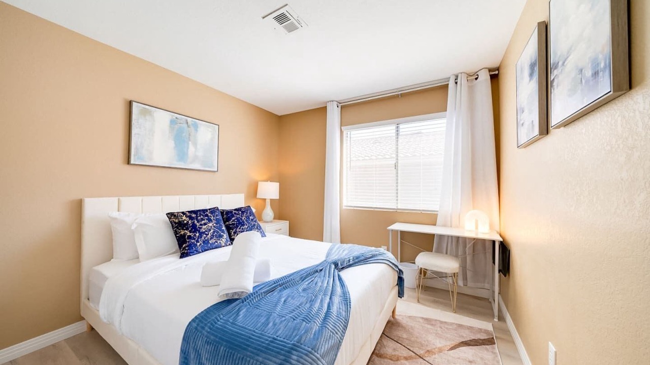 Photo of Bedroom in Spring Valley
