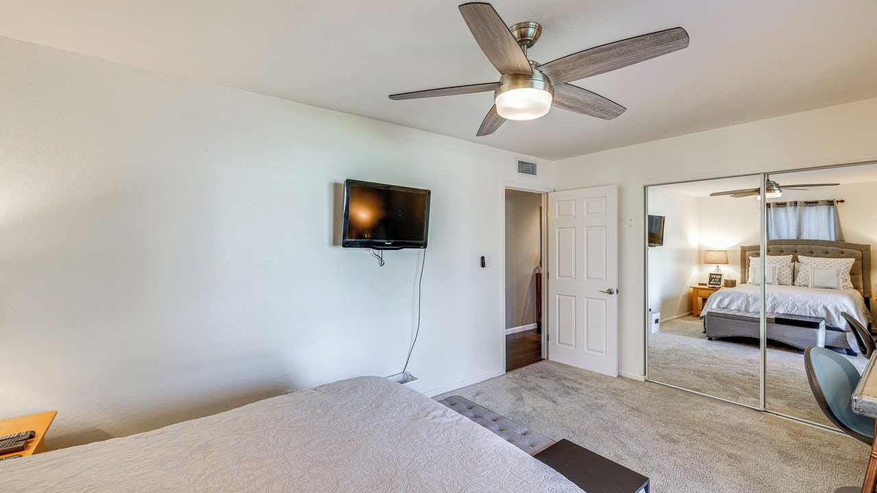 Photo of Bedroom in Raskin Estates