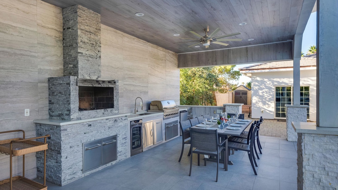 Photo of Outdoor in Spring Valley