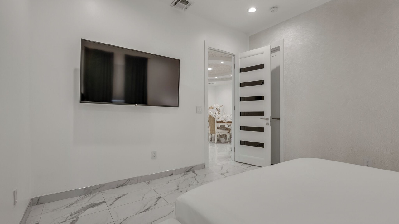 Photo of Bedroom in Spring Valley