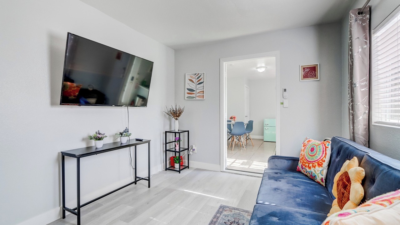 Photo of Livingroom in Spring Valley