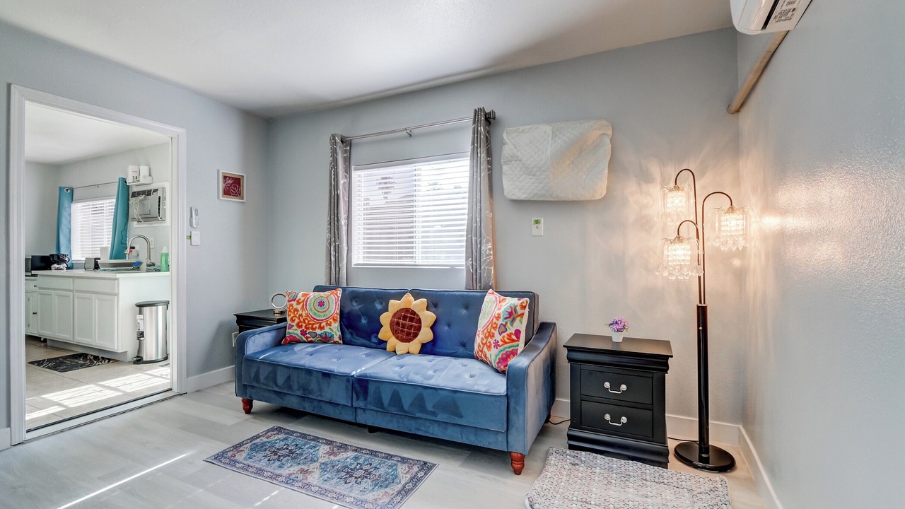 Photo of Livingroom in Spring Valley