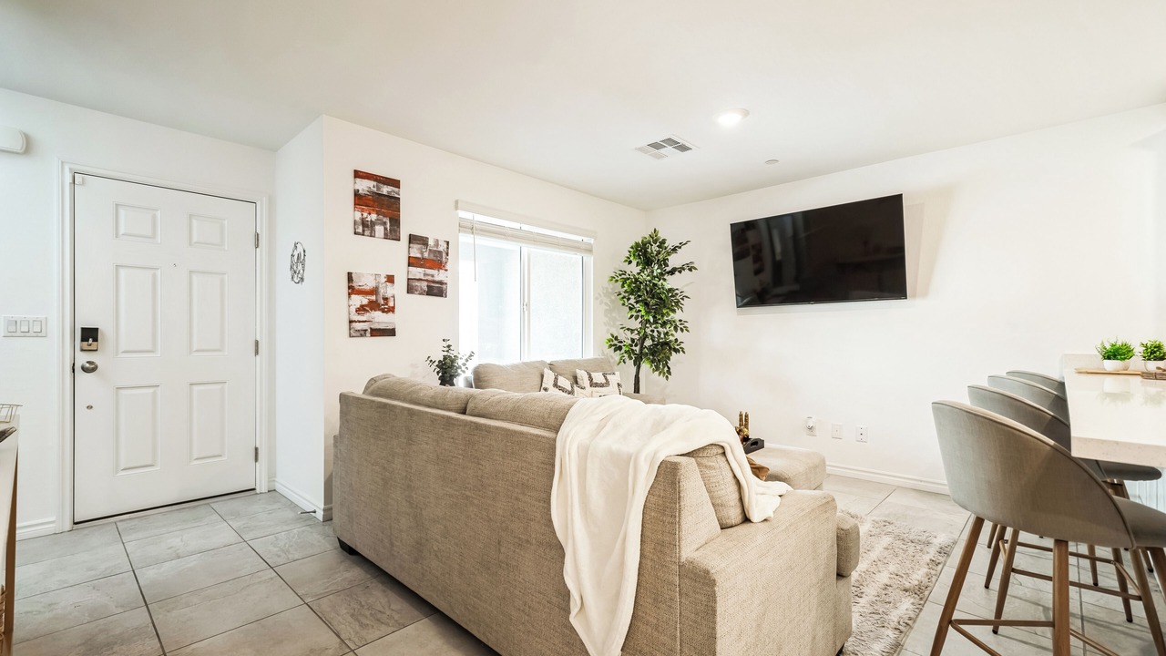 Photo of Livingroom in Centennial Hills