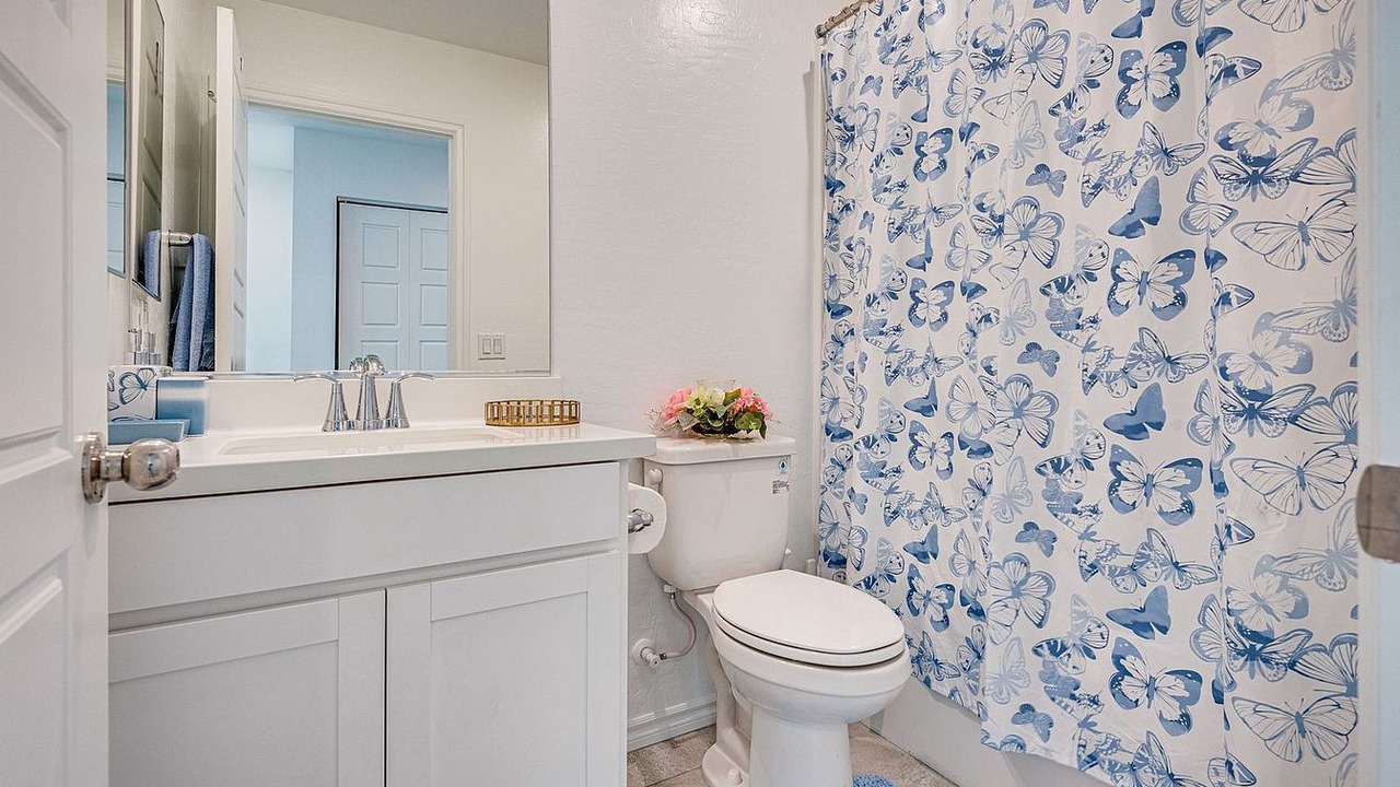 Photo of Bathroom in Centennial Hills