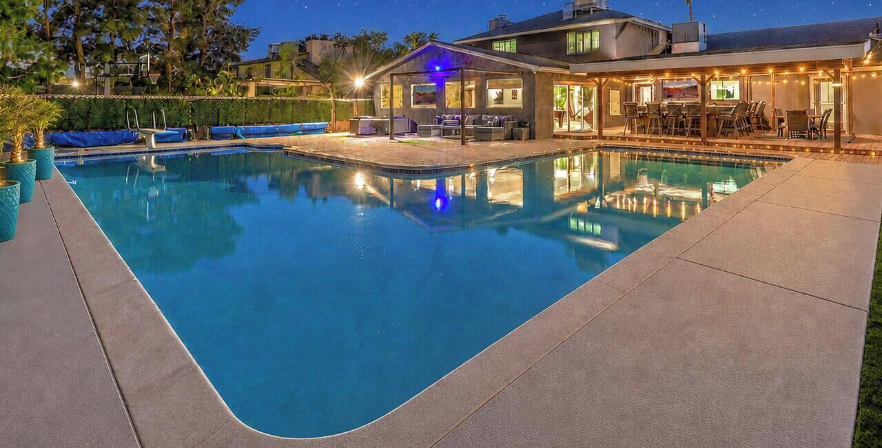 Photo of Outdoor in Paradise