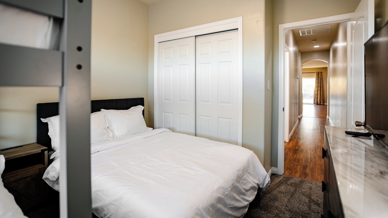 Photo of Bedroom in Pumpkin Center
