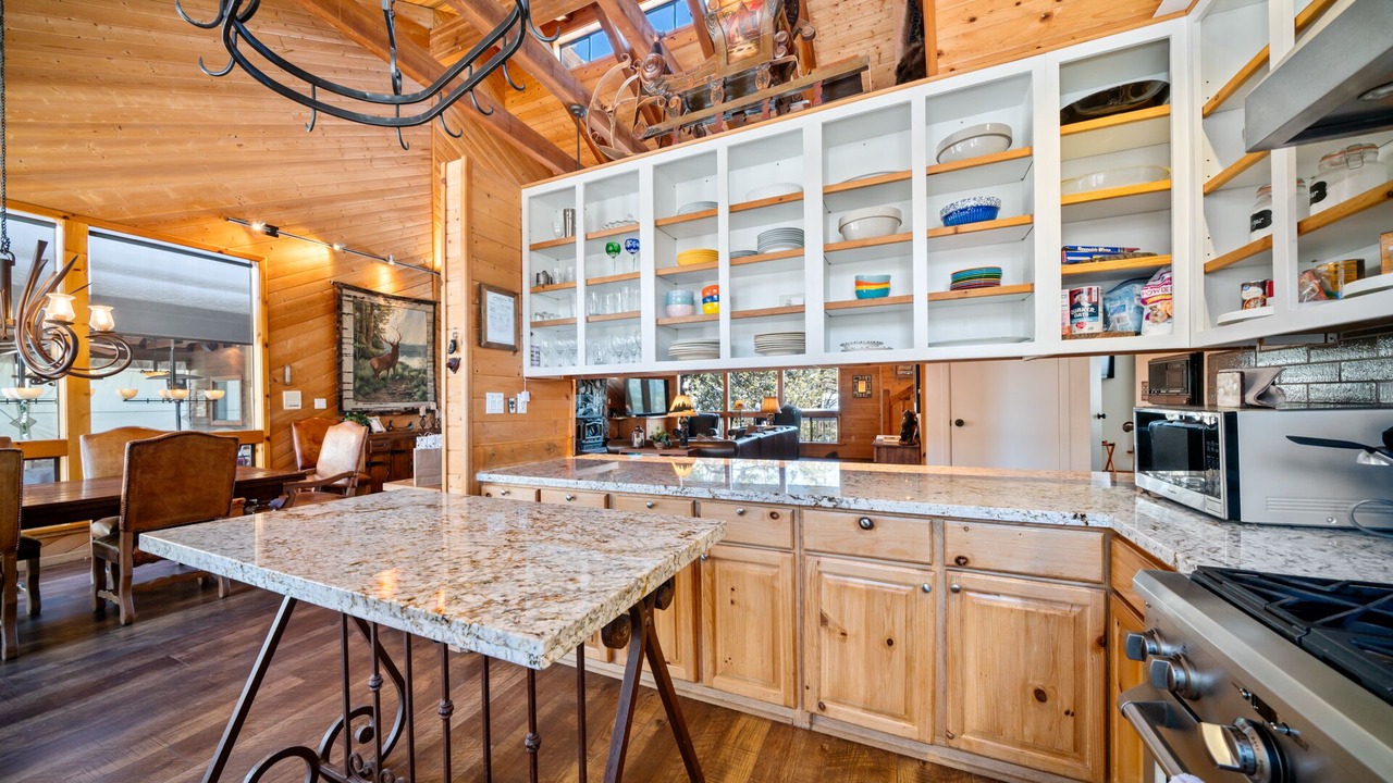 Photo of Kitchen in Pine