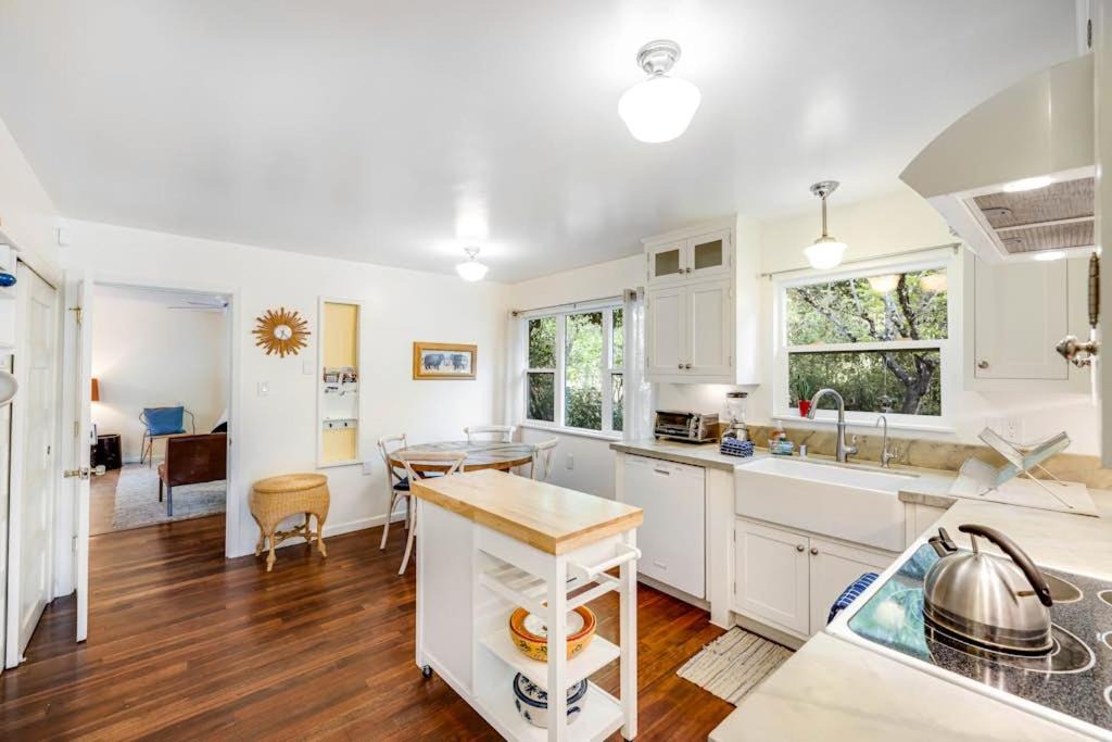 Photo of Kitchen in Cloverdale