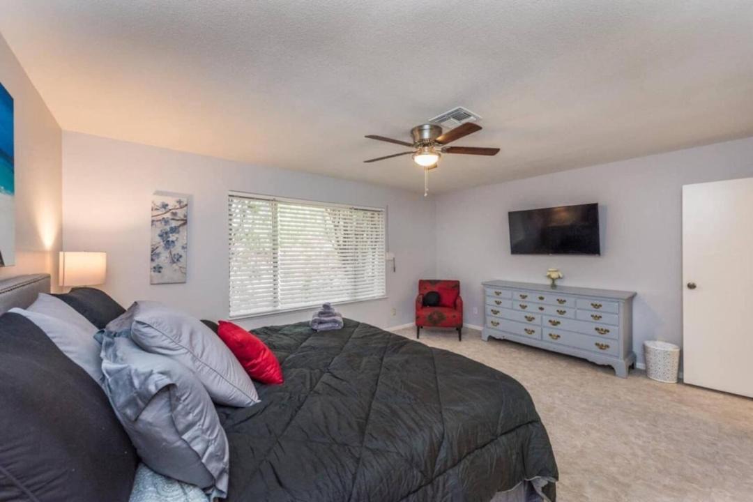 Photo of Bedroom in Chinatown
