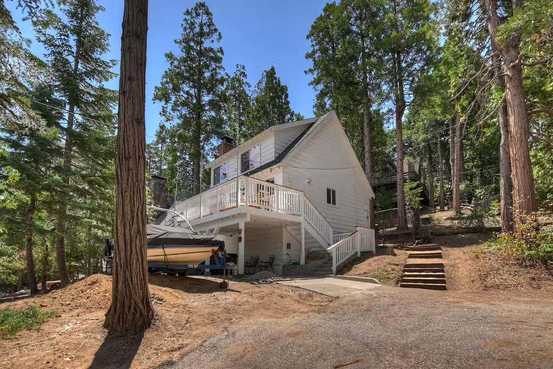 Photo of Others in Lake Arrowhead