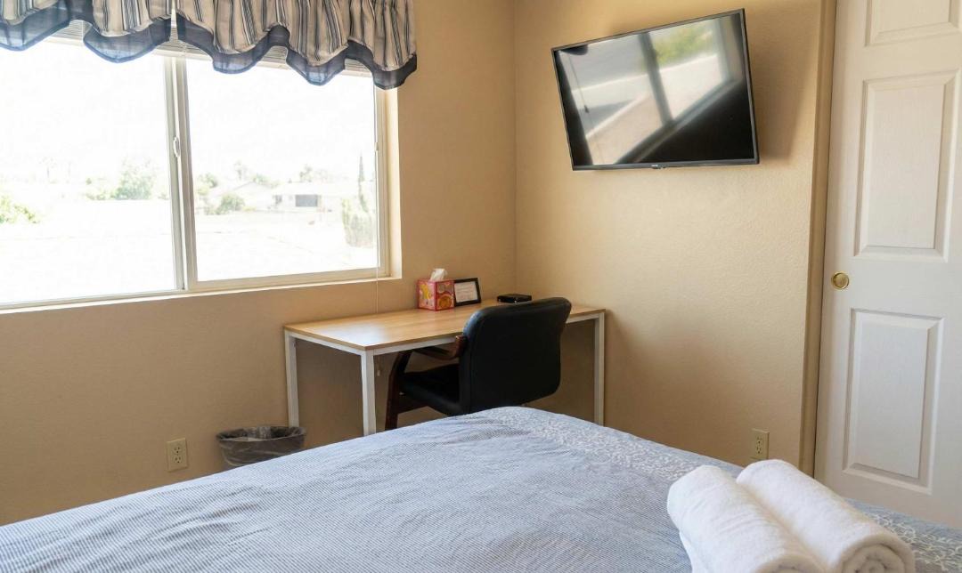Photo of Bedroom in Desert Shores