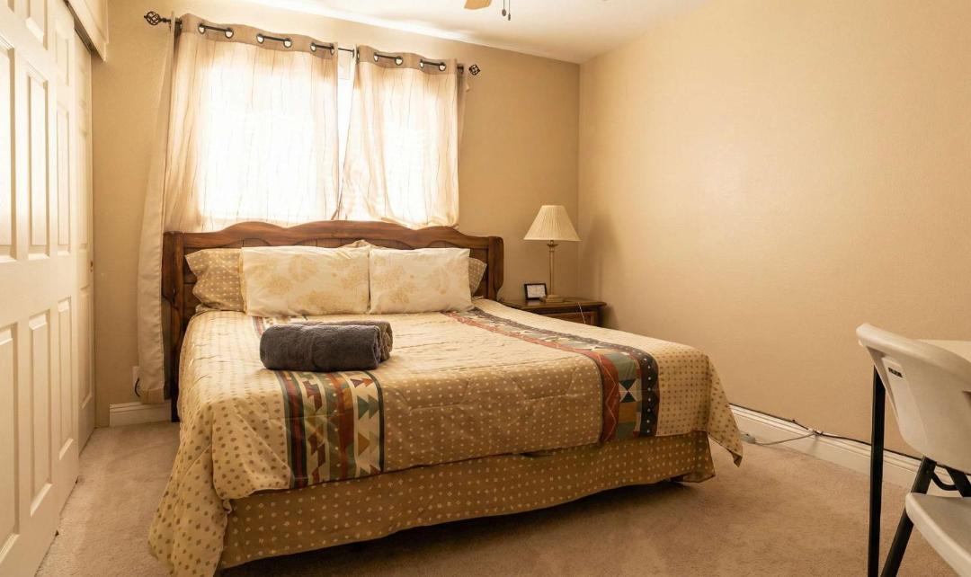 Photo of Bedroom in Desert Shores