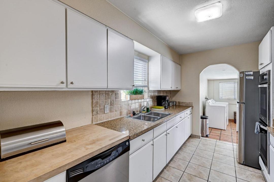Photo of Kitchen in Rancho Oakey