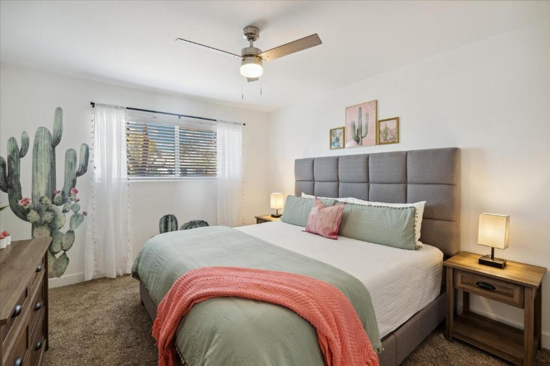 Photo of Bedroom in New Papago Parkway