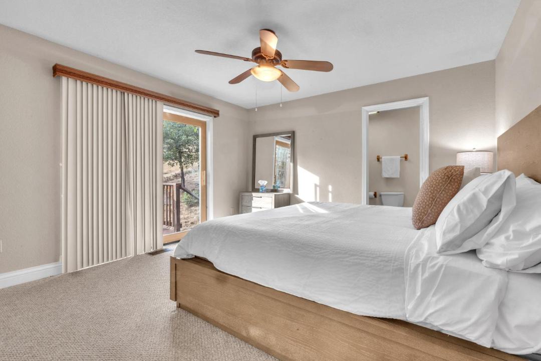 Photo of Bedroom in Glencoe