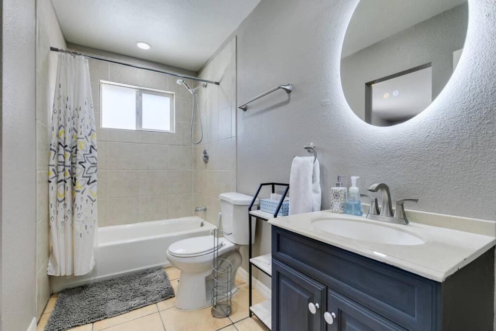 Photo of Bathroom in Rancho Oakey