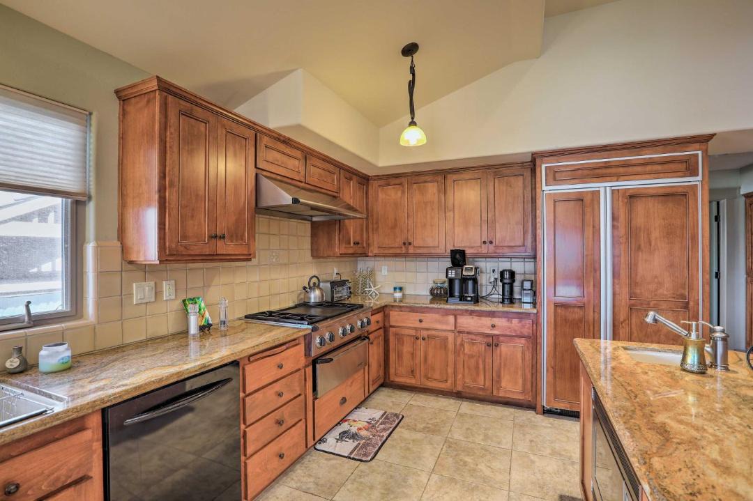 Photo of Kitchen in Callender