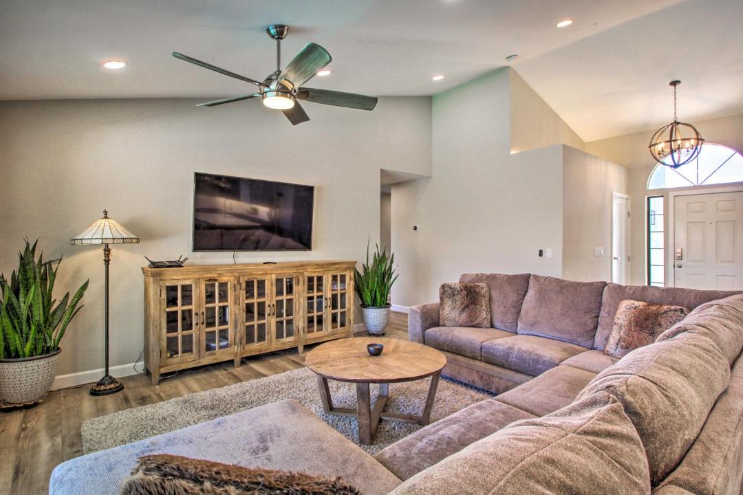 Photo of Livingroom in South Harrison