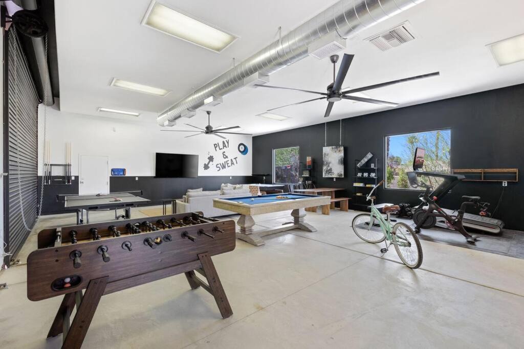 Photo of Livingroom in Palm Desert