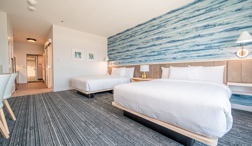 Studio, 2 Queen Beds (Hearing Accessible)