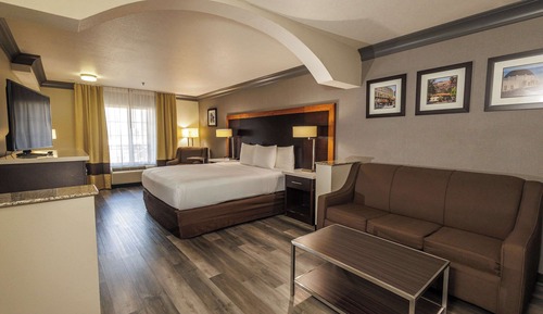 Deluxe Suite, 1 King Bed