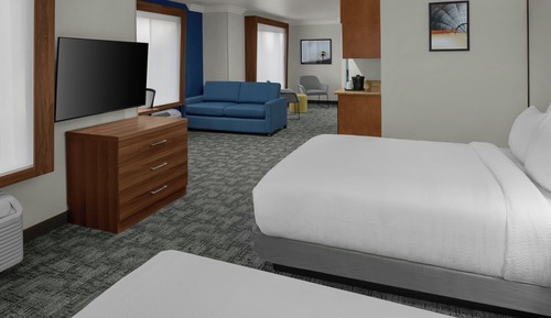 Suite, 2 Queen Beds
