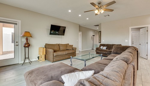 House (2 Bedrooms)