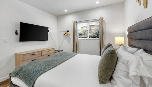 Apartment (2 Bedrooms)