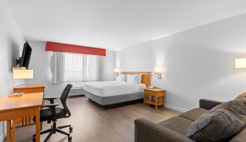 Deluxe King Room