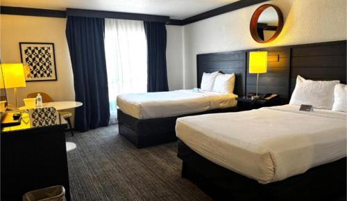 Standard Room 2 Double Beds
