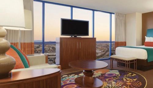 1 King Suite + 1 King Suite