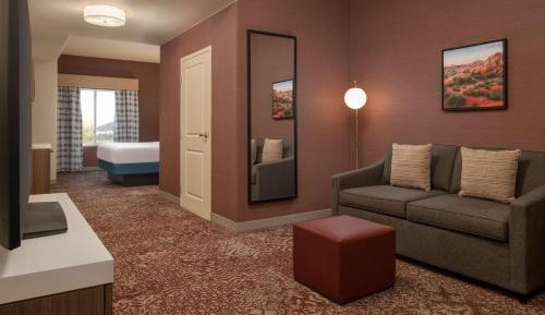 Junior King Suite