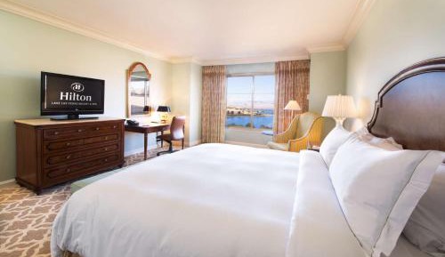 King Suite with Roll-In Shower - Mobility and Hearing Access