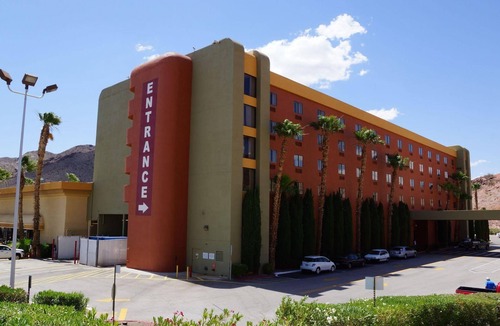 Mission Hills Hotel | Railroad Pass Hotel and Casino
