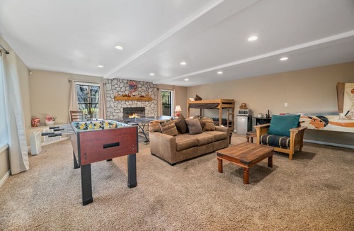 Patton House | The Voges' Lake House - Amazing Lake Front House With A Beautiful View And Game Room! 3 Bedroom Home
