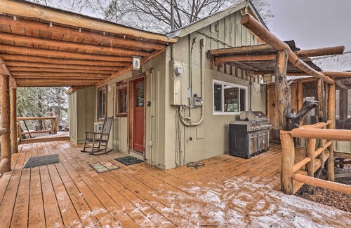 Pinehurst Cottage | Creekside Cabin 8 Mi to Kings Canyon National Park