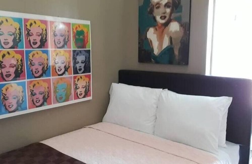 Chinatown Hotel | Historic City view Suites