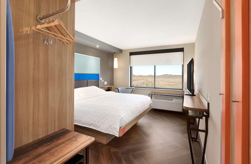 Las Vegas Hotel | Tru by Hilton Las Vegas Airport, NV