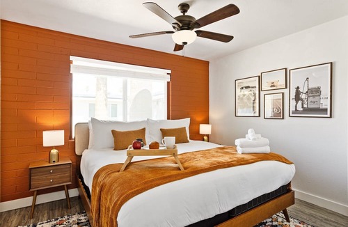 South Scottsdale Cottage | Colt-in Old Town-walk To Entertainment District