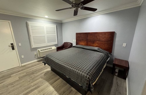 Loma Linda Hotel | Dutch Motel