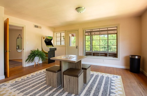 Roosevelt House | Fox Manor The Ultimate Fresno Getaway 5 Bedroom Home by RedAwning