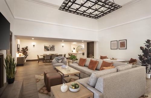 South Scottsdale Resort | The Scottsdale Resort and Spa, Curio Collection by Hilton