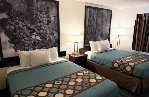 Selma Hotel | Super 8 by Wyndham Selma/Fresno Area